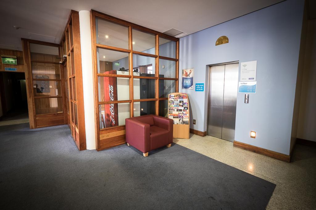 Travelodge Derry Eksteriør billede
