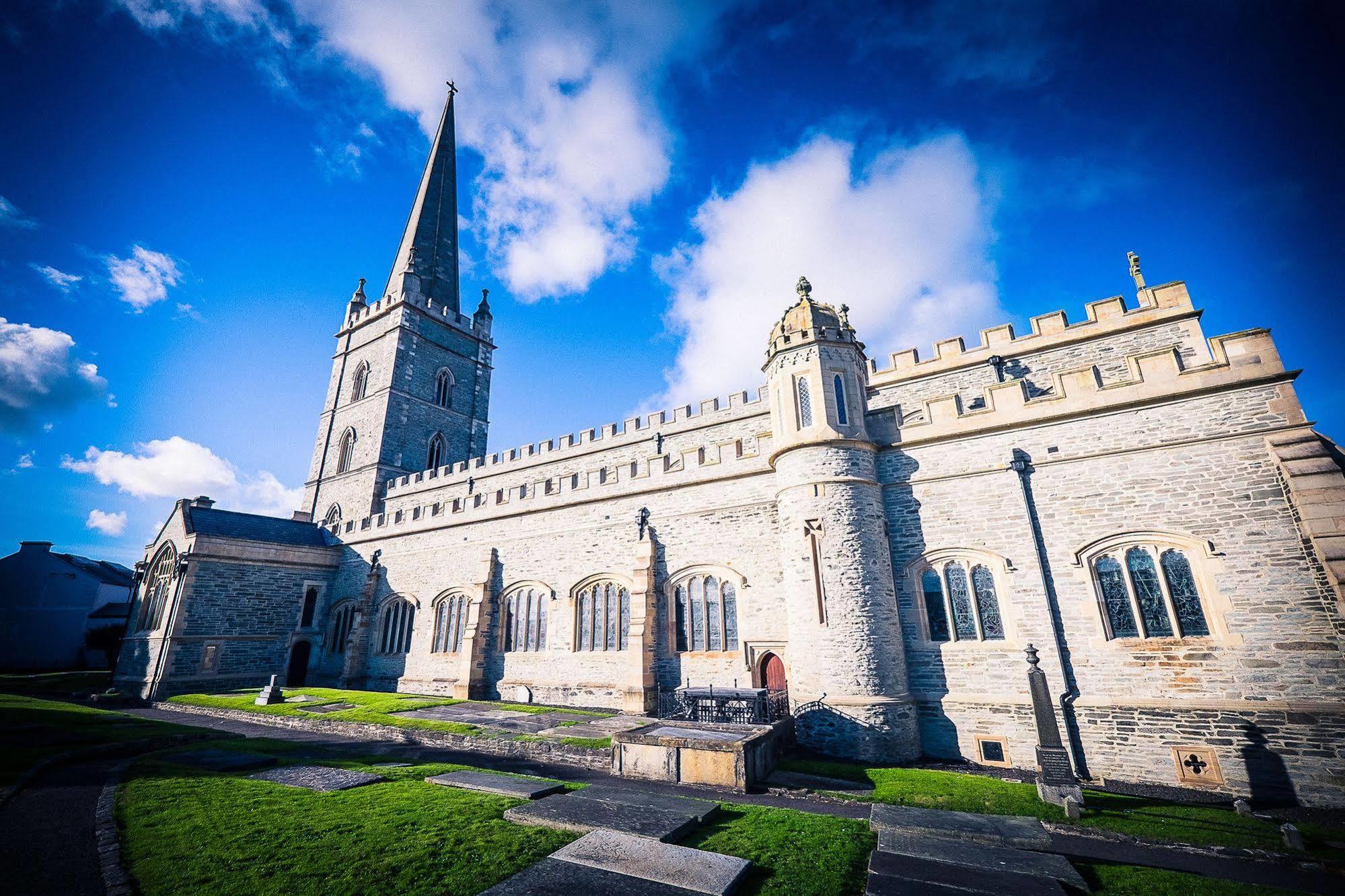 Travelodge Derry Eksteriør billede